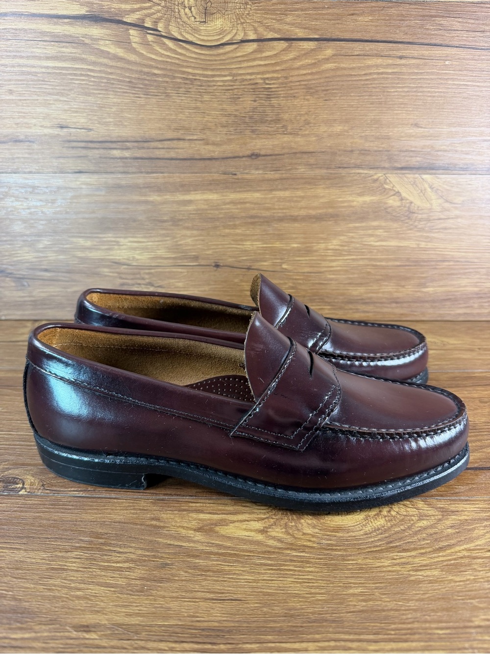 G.H. Bass & Co Weejuns Leather Penny Loafers Slip-On Shoes Men’s Size 9 WIDE